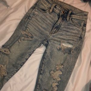 Lightly worn American Eagle Outfitters jeans